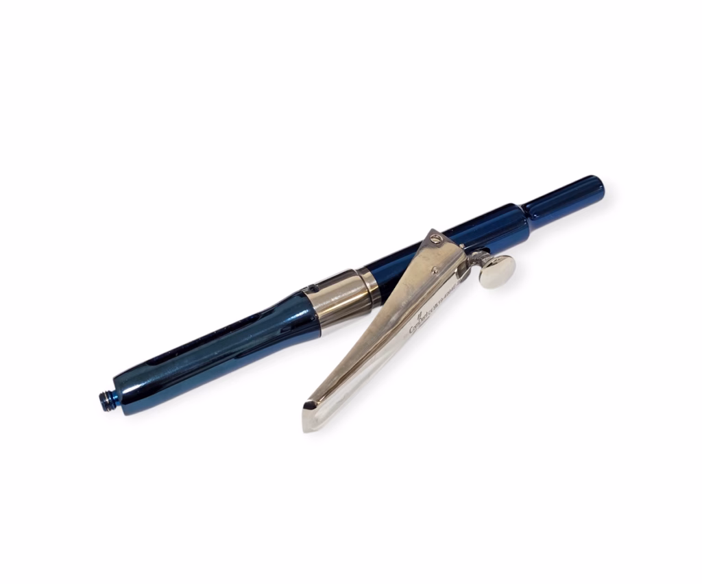 Intraligamental Infiltration Syringe
